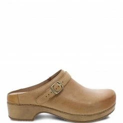 WOMEN'S FOOTWEAR Dansko Berry Burnished Nubuck