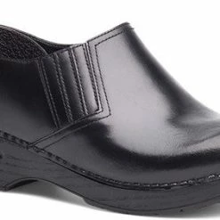 Dansko Professional WOMEN'S FOOTWEAR