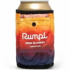 CAMPING GEAR Rumpl Beer Blanket