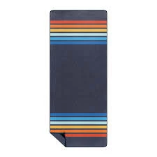 CAMPING GEAR Rumpl Shammy Towel